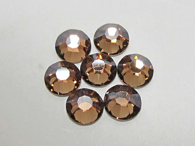 75 pcs. 20ss LIGHT SMOKED TOPAZ MYSTIQUE (maxima) FLATBACK PRECIOSA Rhinestones